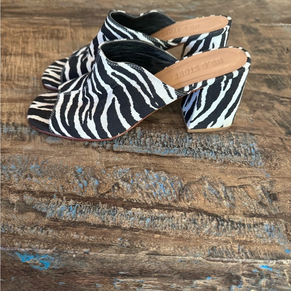 No. 6 Store Zebra Print Mules - Picture 4 of 4